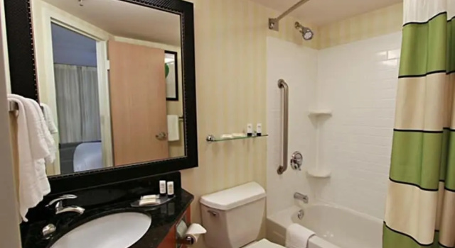 Номер Executive Fairfield by Marriott Inn & Suites Portland Maine Airport