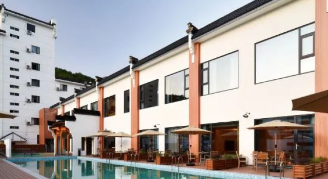 25th Hour Boutique Hotel (Huangshan Tangkou South Gate Branch)
