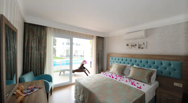 Семейный люкс Delita Hotel Golturkbuku