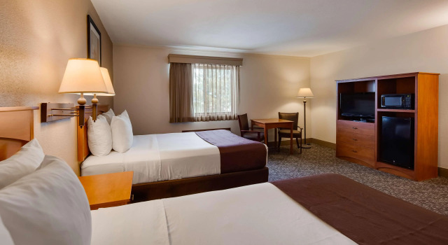 Best Western West Hills Inn
