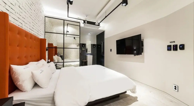 Icheon O-World Motel, Κράτηση Μοτέλ Γκιόνγκι-ντο Γκυεόνγκι-ντο