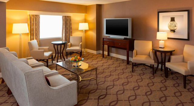 Двухместный клубный номер Standard Sheraton Hotel Metairie New Orleans