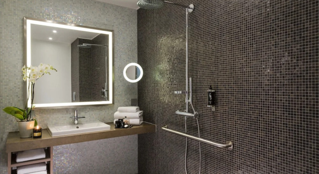 Номер Superior Цокольный этаж с балконом и с видом на сад Hôtel Barrière Ribeauvillé
