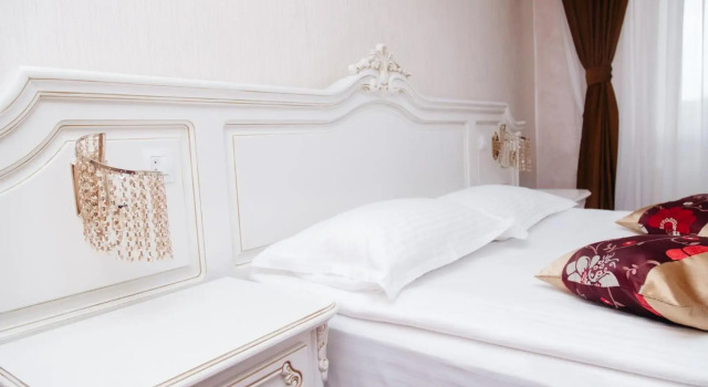 Hotel Capitol, Rezervasyon Otel Iasi Romanya