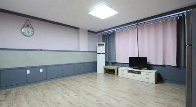 Golden Bell Pension, Boek Hotel Hotels in Gangwon-Do met parkeren, Parkeren