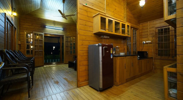 OYO 14514 Home Woodhive 2BHK Villa
