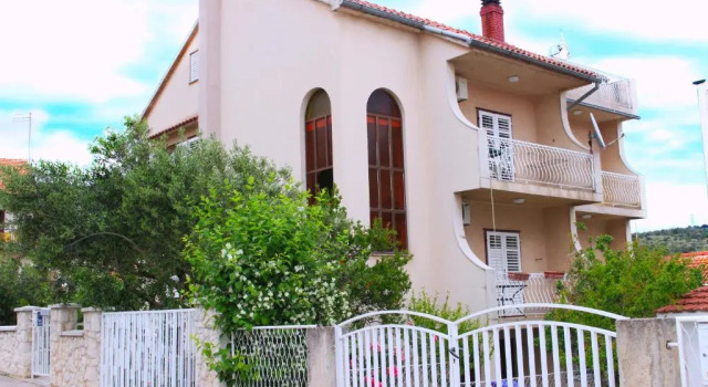 Apartments Sunag, Забронировать Апартаменты/квартира Отели Шибеник с парковкой, Парковка