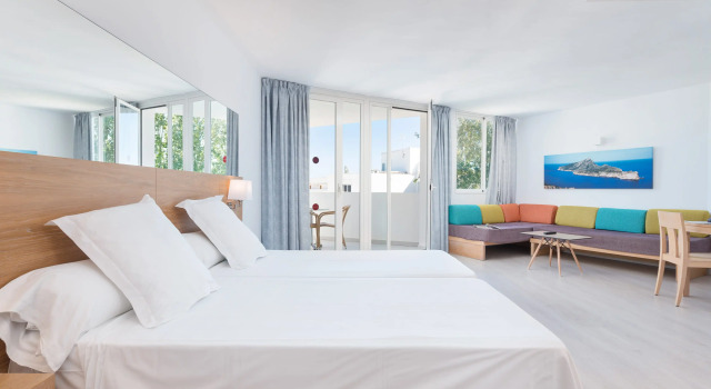 Loft studio with shared pool, near the beach, Book Apartment Muro Majorca