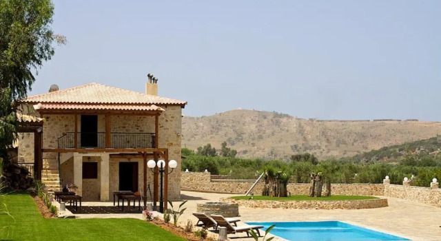Вилла Deluxe Villa Ioanna