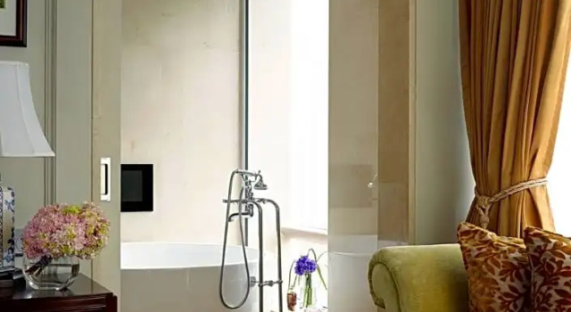 Двухместный клубный номер Executive The Langham, Shenzhen