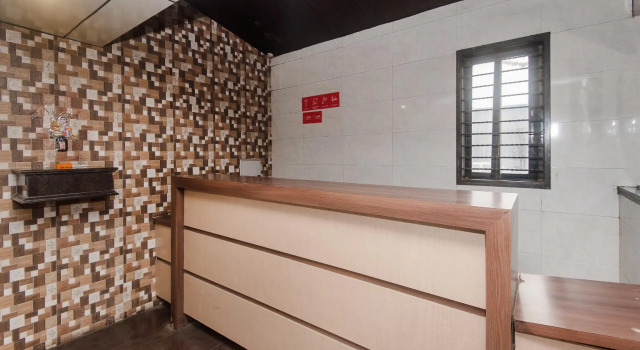 OYO 19936 Hotel Krishna, Забронировать Отель Отели штата Махараштры 3 звезды, 3*