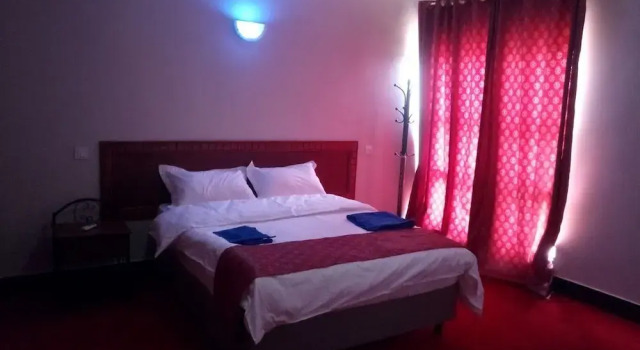 Granada Hotel Mandera, Buchen Sie Hotel Mandera Kenia