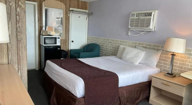 Monaco Motel - Wildwood Beach & Boardwalk