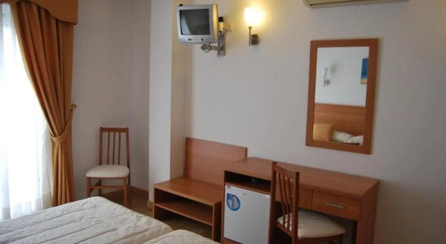 Hotel Plaza, Забронировать Отель Оутейро Sanxenxo Municipality