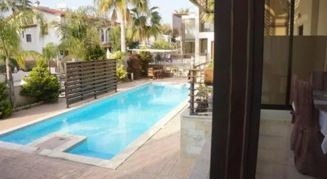 Holiday Dream House, Book Hotel Larnaka Larnaca Region