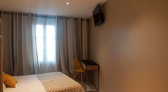 Коттедж c 1 комнатой Logis Hôtel Terre de Loire