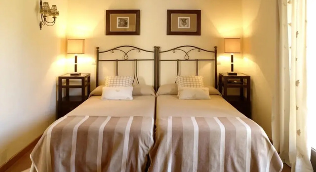 Бунгало Standard c 1 комнатой с балконом Hotel Ribera del Corneja