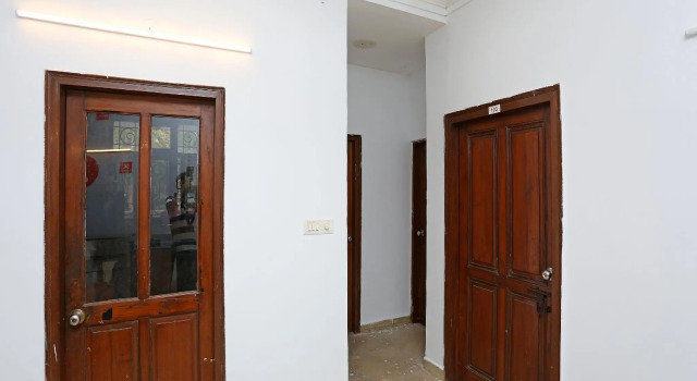 OYO 13843 Moonlight Residency