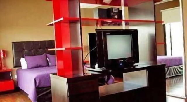Студия Deluxe Silver Soho Suites
