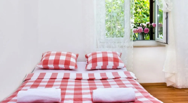 Apartments Tomasovic, Book Lejlighed Hoteller i Split Region med parkering, Parkering