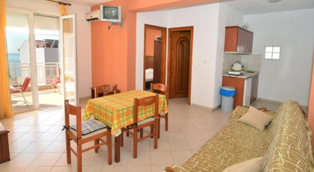 Апартаменты Avra Apartments