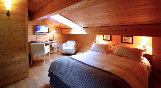 Hôtel La Ferme du Chozal, Chalet de tradition, Забронировать Шале Виллы Овернь-Рона-Альпы, Вилла