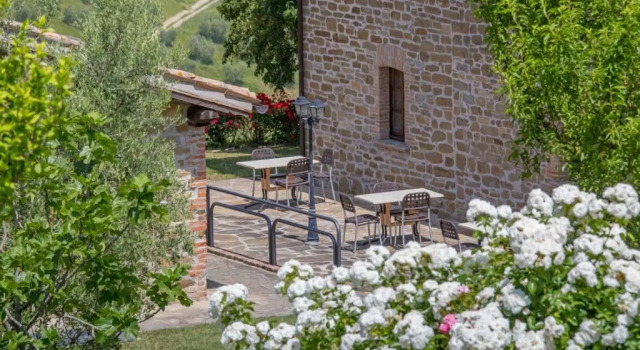 Апартаменты Agriturismo Tenuta Di Biscina