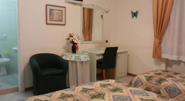 Hotel Ferranti, Rezervovat Hotel Hotely v Romagna s parkováním, Parkování