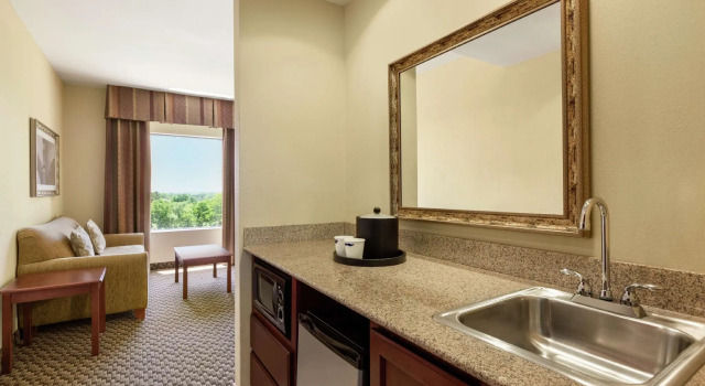 Двухместная студия Hampton Inn Duncan