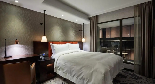 Двухместный номер Standard с балконом Tango Inn Taipei ZhongShan