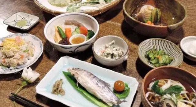 Ishidatami No Yado, Prenota Hotel Uchiko 