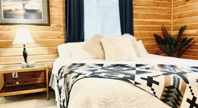 Коттедж Glacier View Cabins