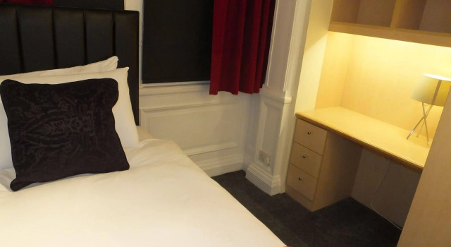 Royal Mile Mansions Apartment 27, Забронировать Апартаменты/квартира Эдинбург Midlothian, рядом с Национальный музей Шотландии