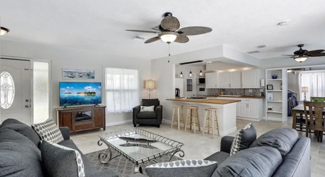 Skylark Avenue Pool Home, Забронировать Отель Марко-Айленд штат Флорида