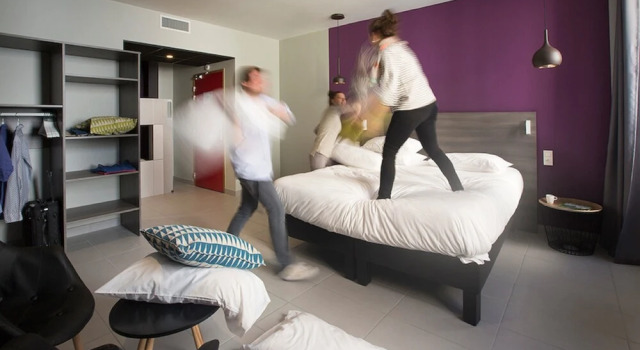 Deluxe Vierer Zimmer Urban Style LES FLEURINES