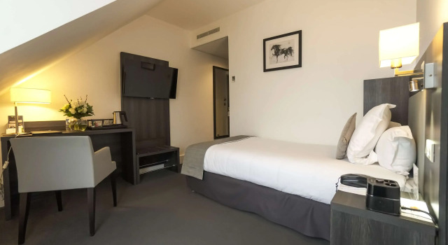 Одноместный номер Standard Best Western Plus Hotel Du Parc Chantilly