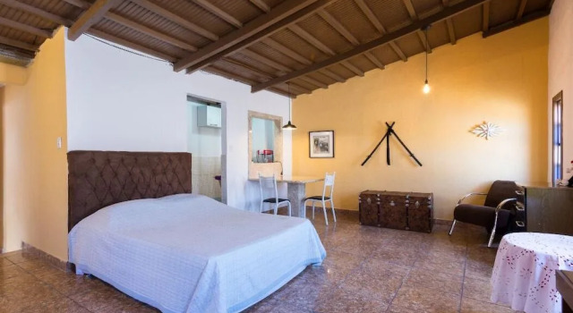 Man Cave Hospedaria