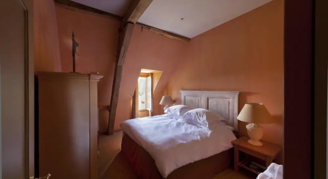 B&B Kasteelhoeve de Kerckhem, Buchen Sie Hotel Nieuwerkerken Limburg