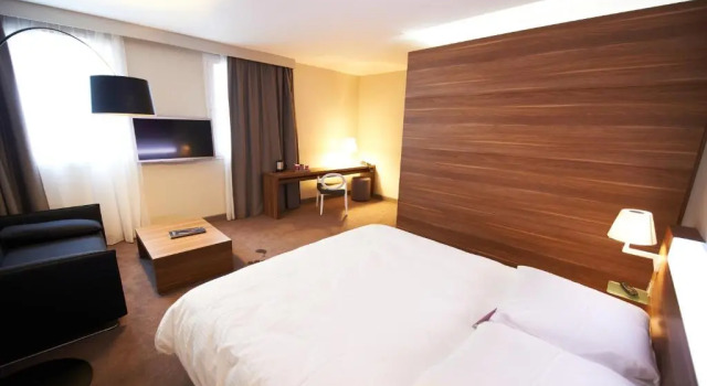 Семейный люкс Mercure Cholet Centre