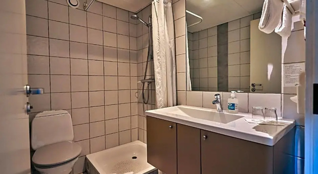 Двухместный номер Economy Four Points Flex by Sheraton Koge