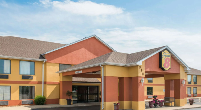 Super 8 Troy, Rezerwuj Hotel Hotele w Illinois z basenem, Basen