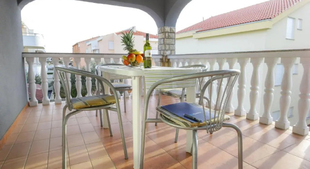 Апартаменты Lucky Luke Pool Apartments
