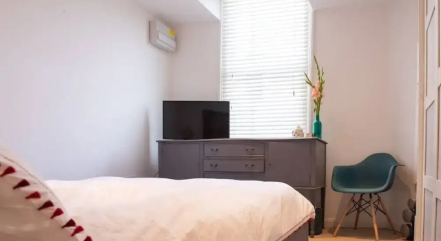 Modern 1 Bedroom Apartment in Fulham, Varaa Huoneisto Asunnot kohteessa Merseyside, Huoneisto