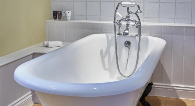 Полулюкс Spread Eagle Hotel And Spa