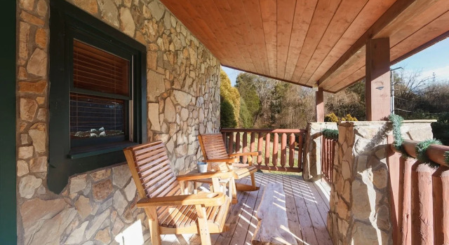 Номер Standard Something Extra 2 Bedroom Cabin by RedAwning