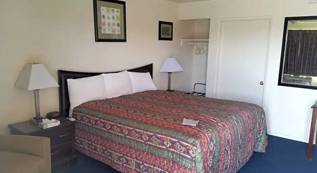 Двухместный номер Standard Budget Inn Mojave