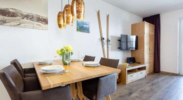 Spacious Apartment in Piesendorf Amid Forest