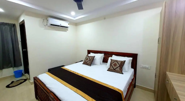 Hotel CannyStay RRR Marina, Rezerwuj Hotel Hotele w Andhra Pradesh z parkingiem, Parking