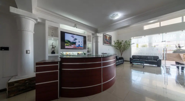 Mont's Hotel, Book Hotel Hoteller i Huehuetenango med parkering, Parkering