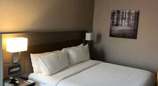 Двухместный номер Standard AC Hotel by Marriott Des Moines East Village